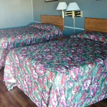 Aristocrat Motor Inn Bolivar Екстериор снимка
