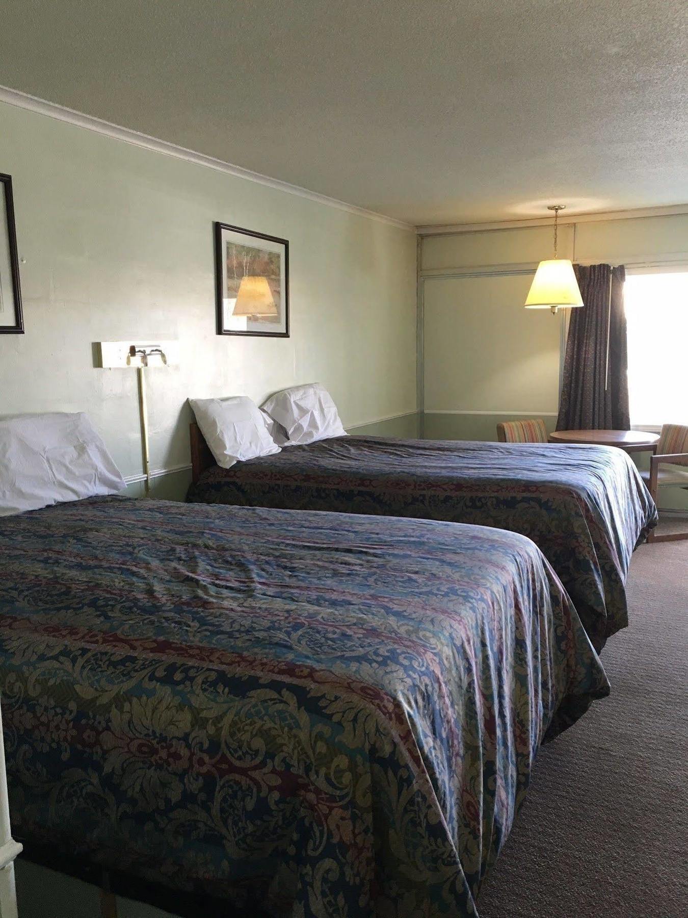 Aristocrat Motor Inn Bolivar Екстериор снимка